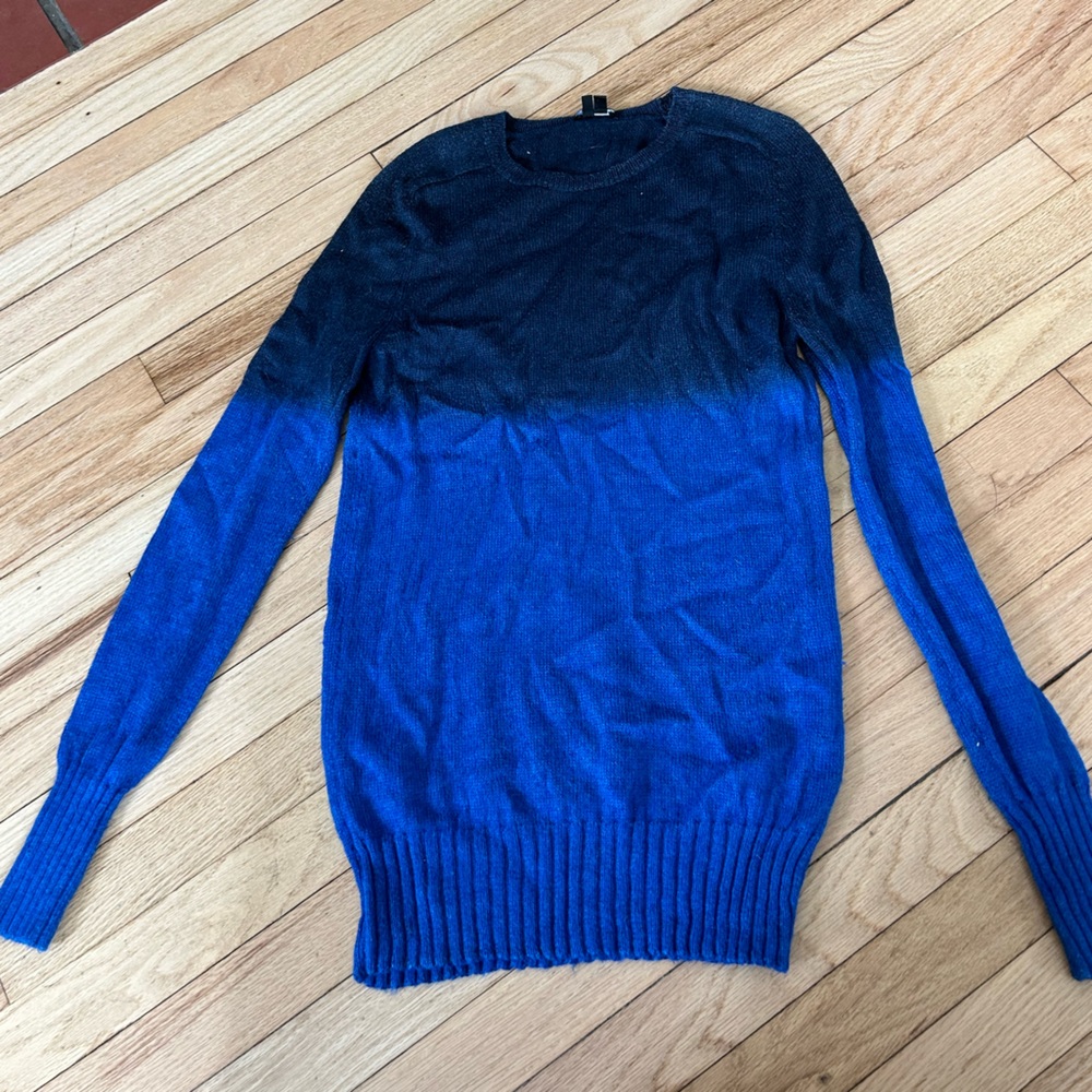 Theory sweater